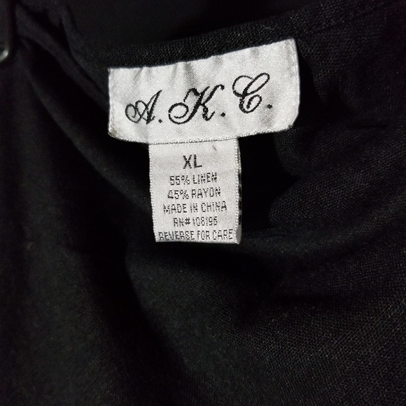 Akc Black Skirt - Picture 2 of 2